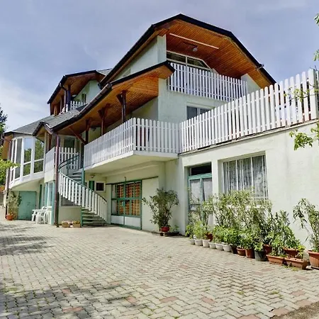 Apartment Gyapay Heviz